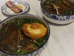 -镇南锅盖面馆(解放路店)