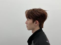 -一家只做男发烫染的店