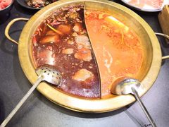 -沸炉重庆老火锅(军事博物馆店)