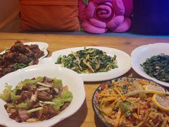 -月亮眼花园餐厅书吧酒吧