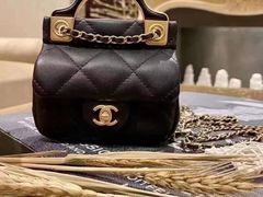 -Chanel(德基广场店)