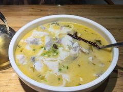 -小三峡食府(西五路店)