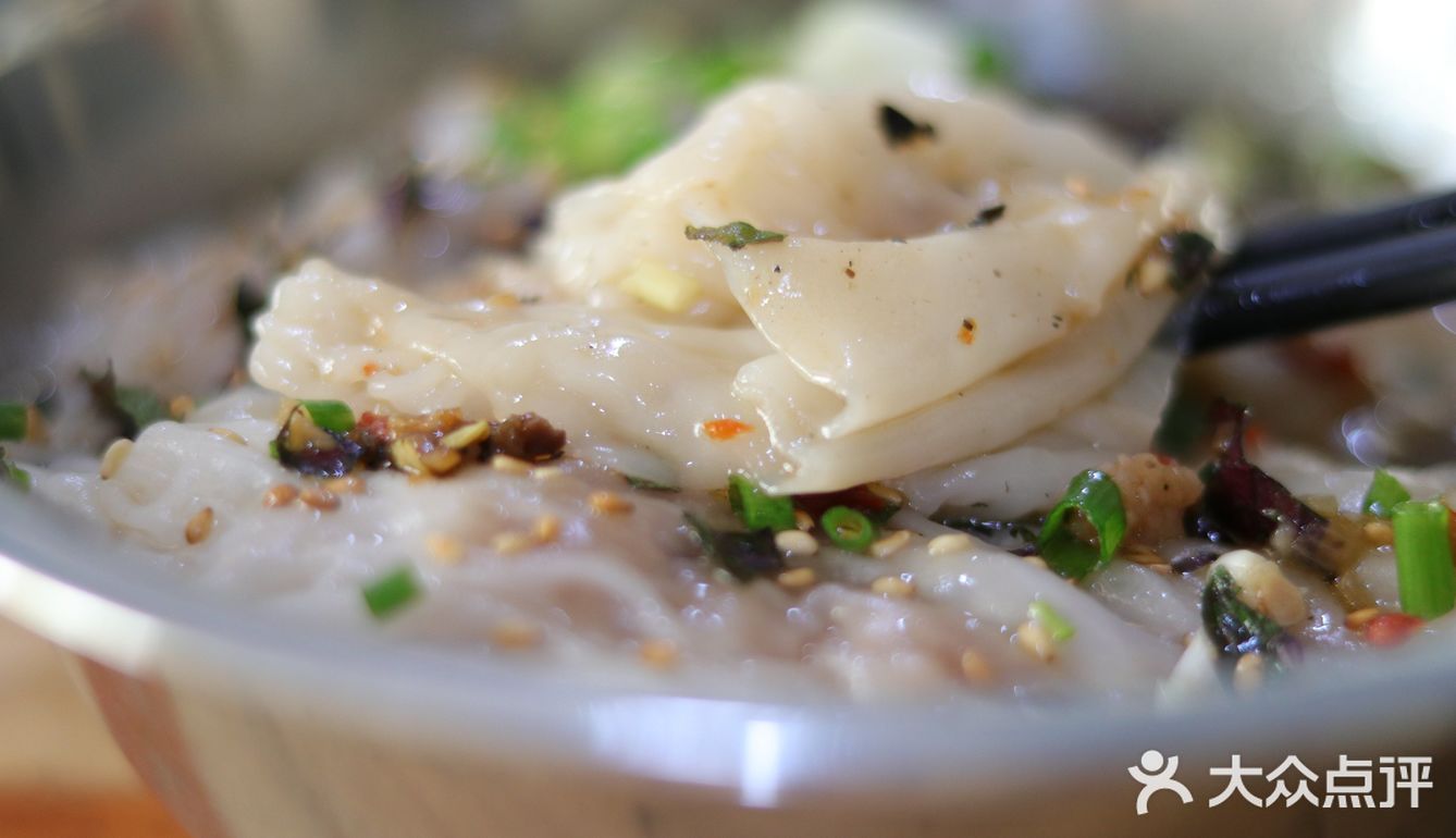 终于有了姓名的老字号肠粉店