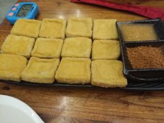 香煎包浆豆腐-滇香肴·云南菜蒸汽石锅鱼(云南北路店)