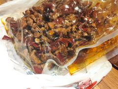 -鑫记婆婆兔·成都特产·兔头手撕兔(太古里店)