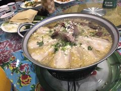 -闯关东东北农家菜(崂山石老人店)