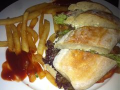 -Geneva日内瓦餐厅(西郊宝成花苑店)