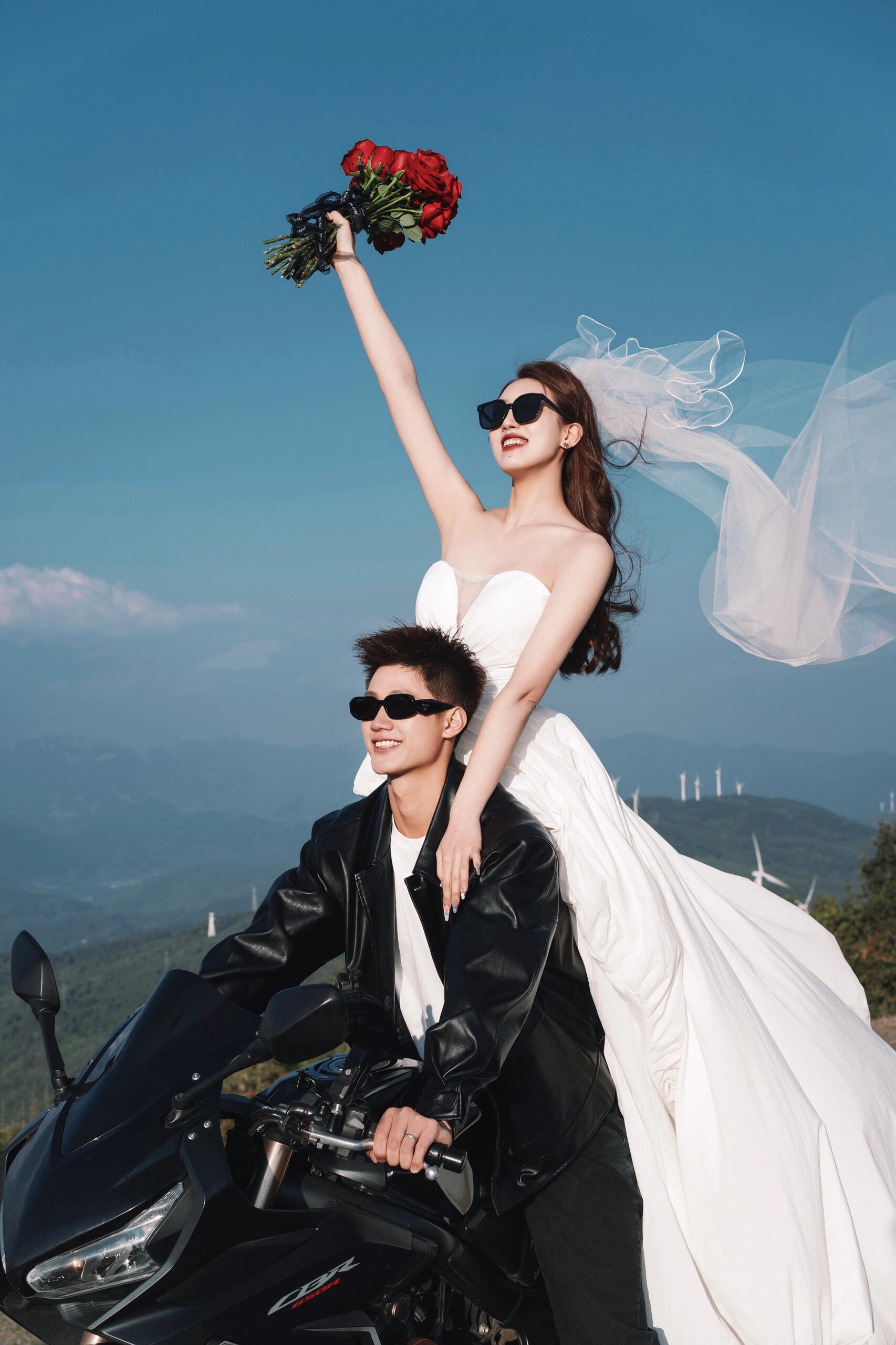 帮他们拍出完美婚纱照