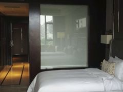 -西安唐隆国际酒店(大雁塔大唐不夜城店)