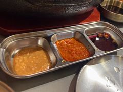 -围炉肉舍丹东海鲜烤肉·烤活鳗(步行街店)