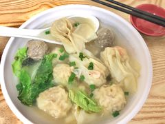 鲜虾鲜肉云吞-云云美食