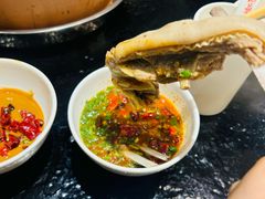 -周姑娘不等味·牛羊肉火锅·螃蟹罗氏虾·烤鱼烤串(高邮店)