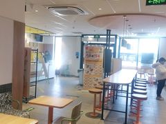 大堂-麦当劳(玉桥中路店)