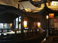 -桂满隴·站立的杭州(无锡八佰伴店)