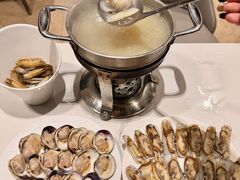 -金马门国际美食百汇(珞喻路店)