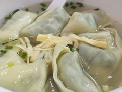 荠菜馄饨-朱新年·苏式汤团·面点(北寺塔店)