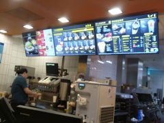 -麦当劳(中山公园龙之梦店)