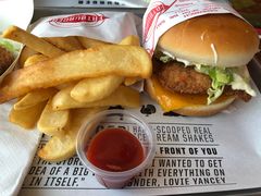 鸡肉汉堡-FATBURGER 特富客汉堡(外交公寓店)