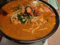 -肥汁米蘭香港米线(定西路店)