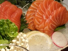 -泓炙颐凤鲜海鲜火锅料理(桐乡店)