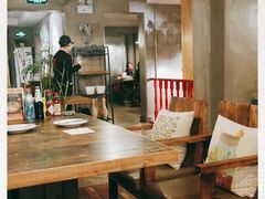 -HIGH FIVE哈福手工汉堡(桂林路店)