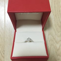 -威德钻石-克拉钻大本营(南京东路店)