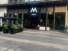 -M Stand(深圳龙岗万科广场店)