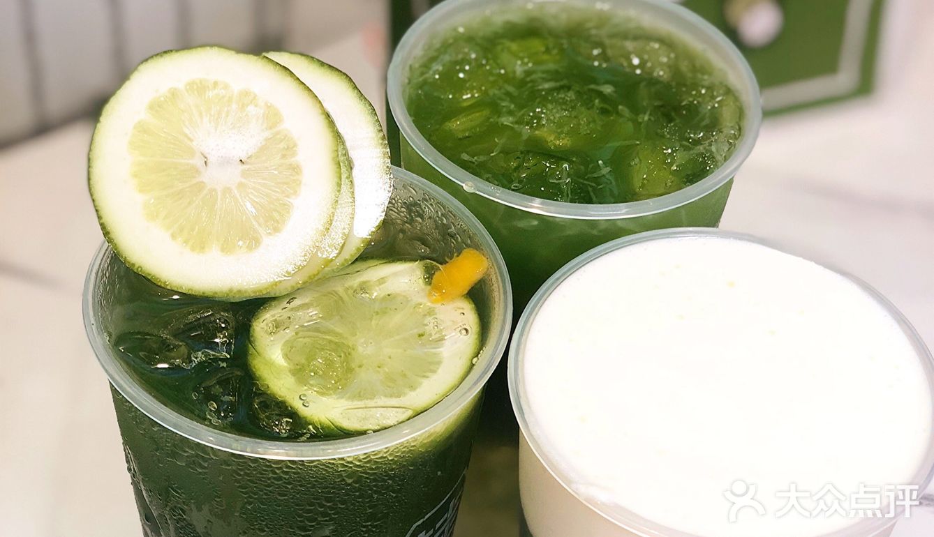 桂源铺隐藏菜单冻柠茶变绿了也太奇妙了吧礼花