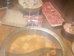 -东巴婆婆云南鱼豆花火锅(大东门店)