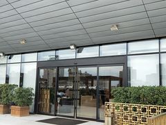 -鲜艳西餐厅(衡山路十二号华邑店)