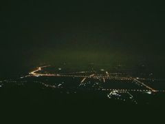 -鬼笑石后山停车场