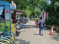 -芳华路(地铁站)