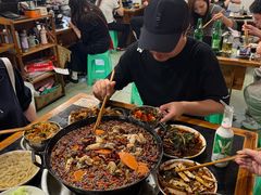 -鸿顺老铁锅美蛙鱼府(解放碑店)
