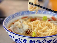 酸菜黑鱼面-荣荣面馆(丹溪大道店)