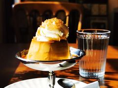 -Café Monson