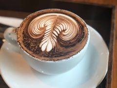 -Chom Cafe and Restaurant