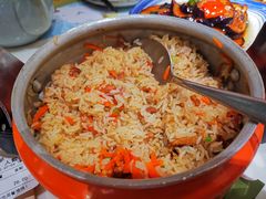 原作萝卜养生饭-原味田园·客家菜·土窑鸡(中航城君尚购物中心店)