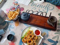 -Rabbit Cafe私房西餐甜点咖啡(栖霞路店)