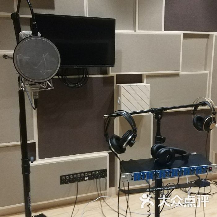 ear house耳窝录音棚