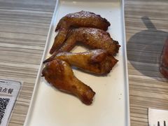 -必胜客(证大大拇指店)
