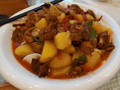 新疆大盘鸡-巴扎美食·新疆菜·西域歌舞表演餐厅(新疆大厦店)