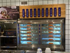 菜单-馋笼小食堂-青岛大虾包(繁花里店)