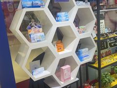 -诺柯视眼镜-蔡司依视路官方工厂店(淞南一店)