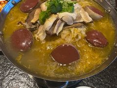 -靠山屯东北农家菜(八龙桥雅苑店)