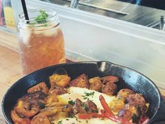 -ROAST coffee & eatery