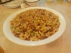 -马尔龙新疆饭店·清真(瑞景店)