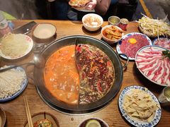 -萍姐火锅·公路夜市(武汉首店)