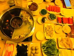 -家乡重庆火锅店