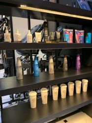 -HAIR CORNER