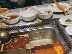 -海底捞火锅(新松江路店)